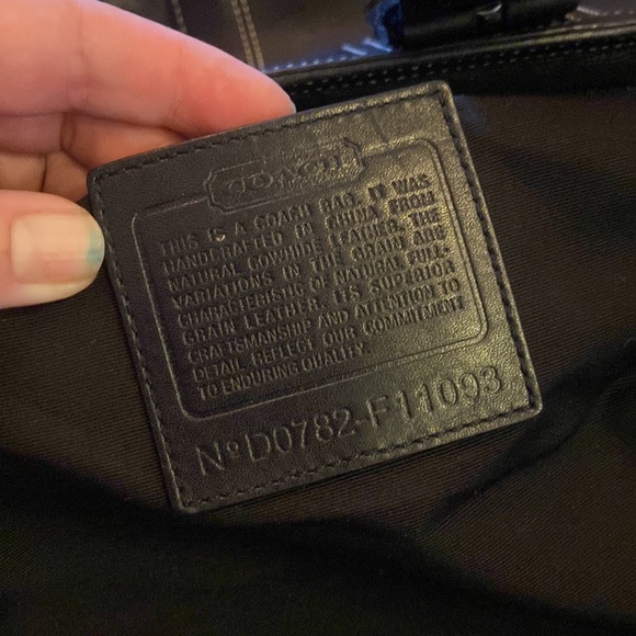 Coach large black leather shoulder bag tote - Picture 9 of 13